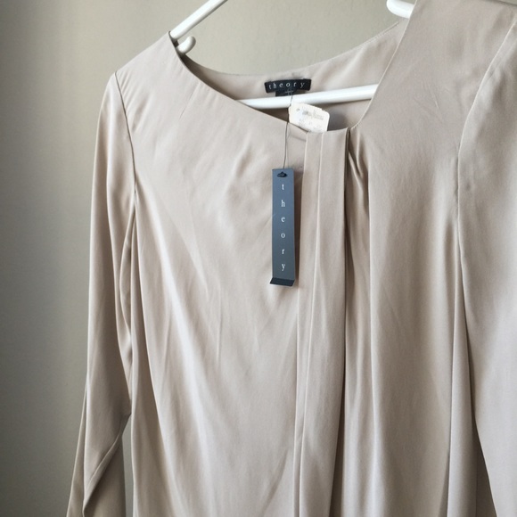 Closet Clear Out!⚡️THEORY Silk Top - Picture 7 of 7